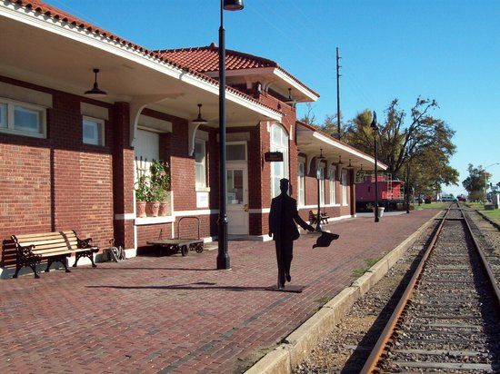 Sikeston Depot Museum & Gallery